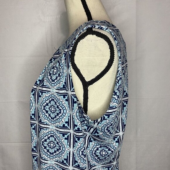 BCBG MaxAzria Tank Top Blouse Keyhole Back Medium Blues White - Picture 5 of 8